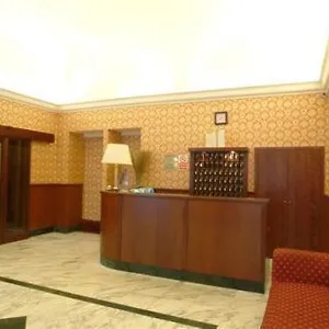 2* Hotel Acropoli