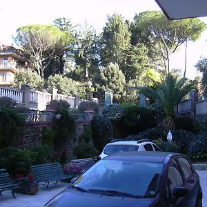 Casa Per Ferie Suore Domenicane Rome