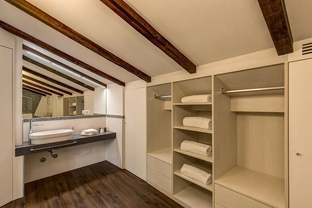 Your Suite Rom