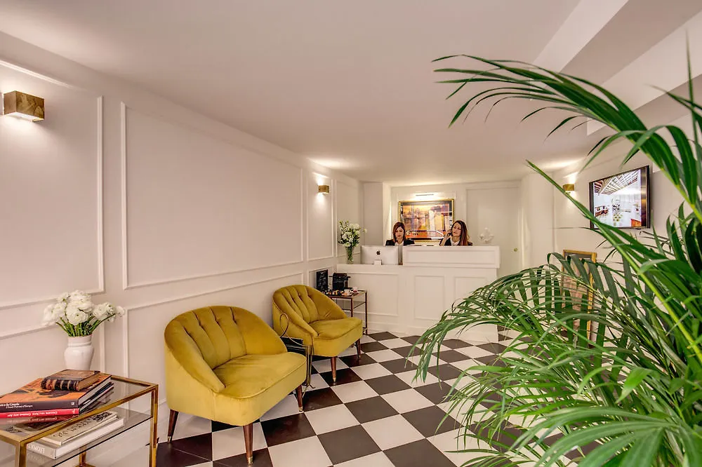 Your Suite Rom 2*,  Italien