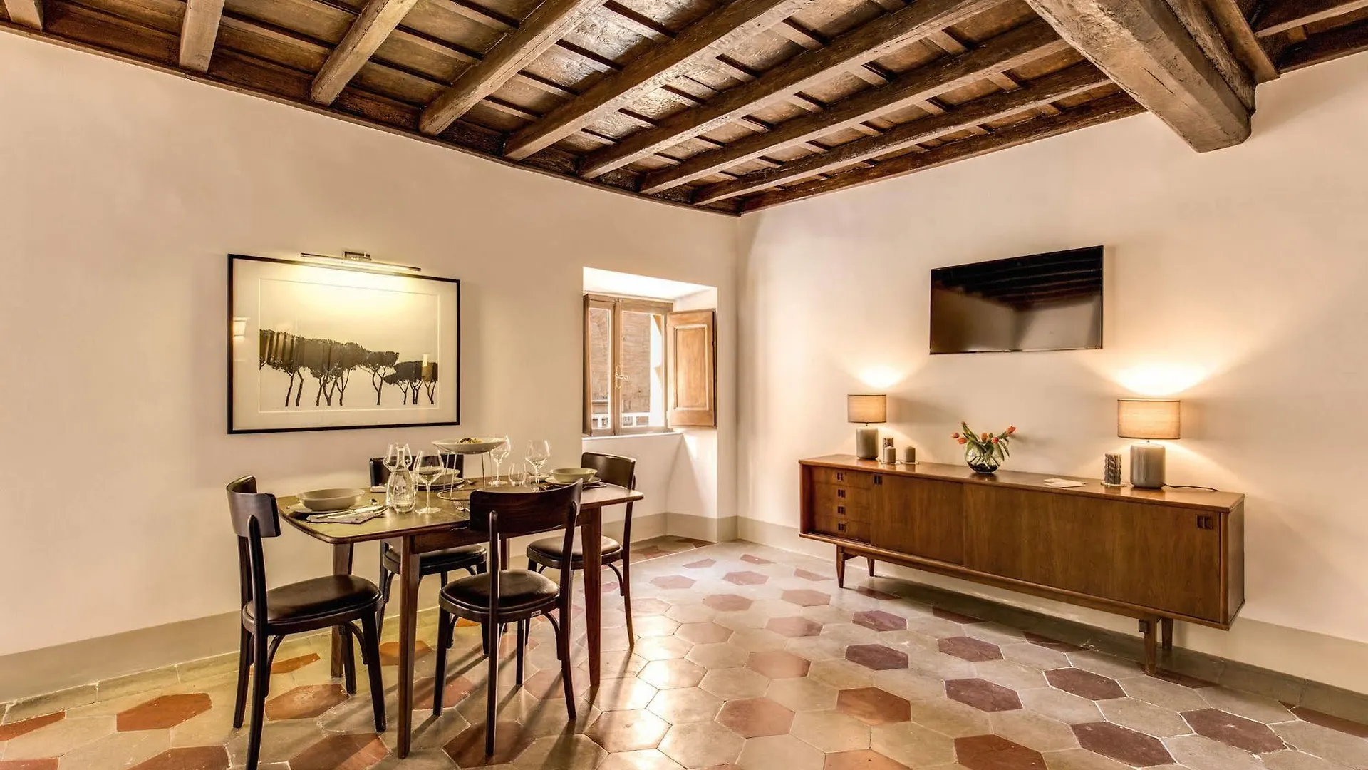 Your Suite Rom 2*,  Italien